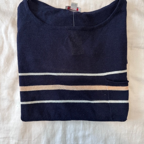 GAP Woman’s Sweater - Picture 10 of 10